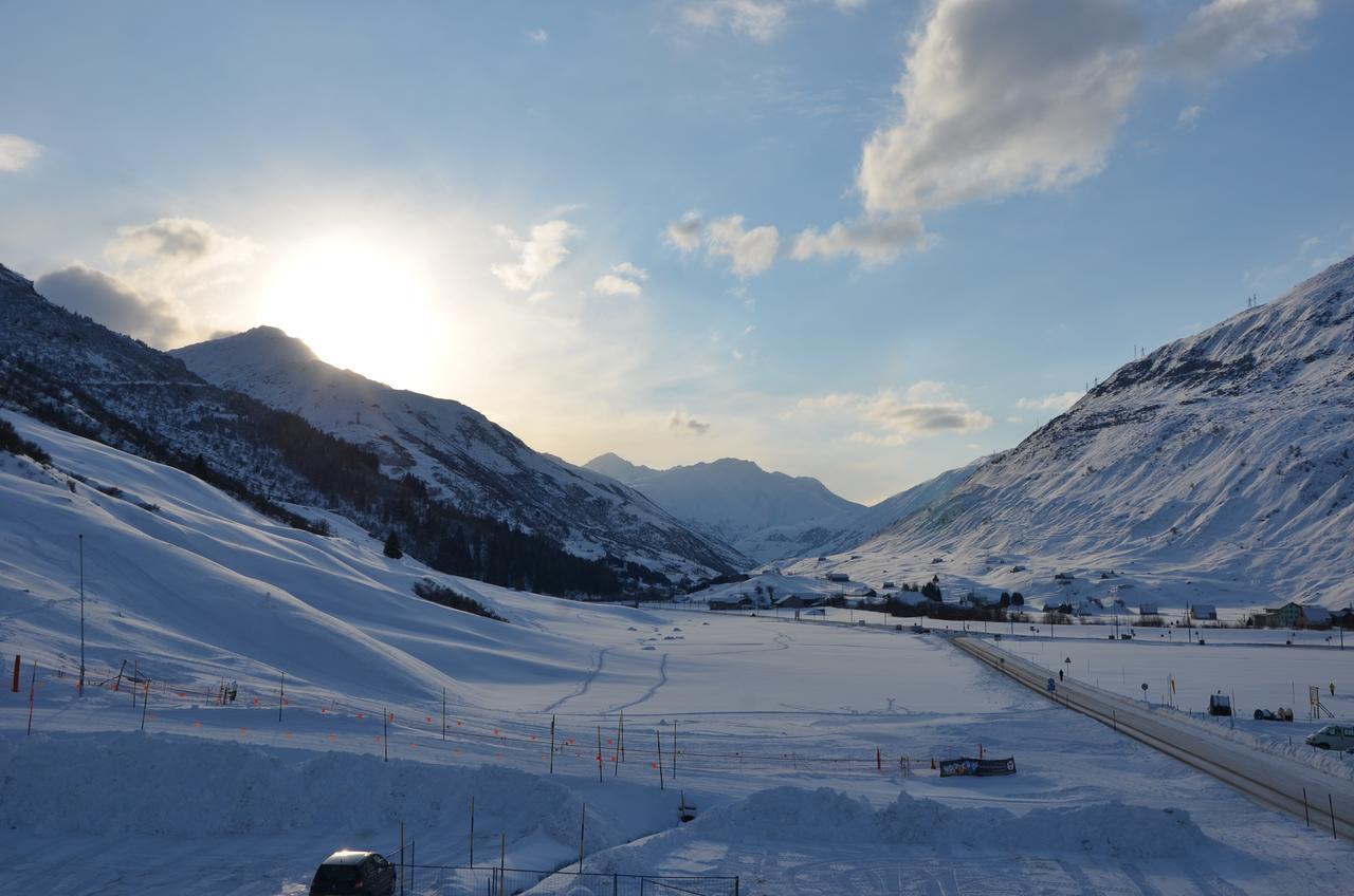 Hotel Aurora Andermatt Exterior foto
